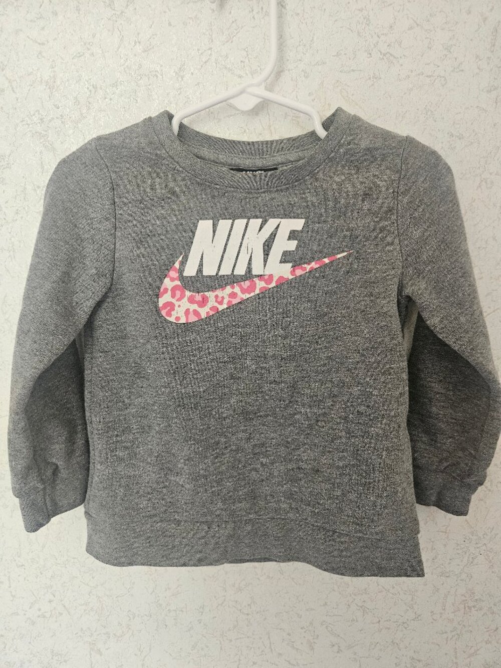 Nike Girls 2T Gray Pink Floral Swoosh Crewneck Sweatshirt